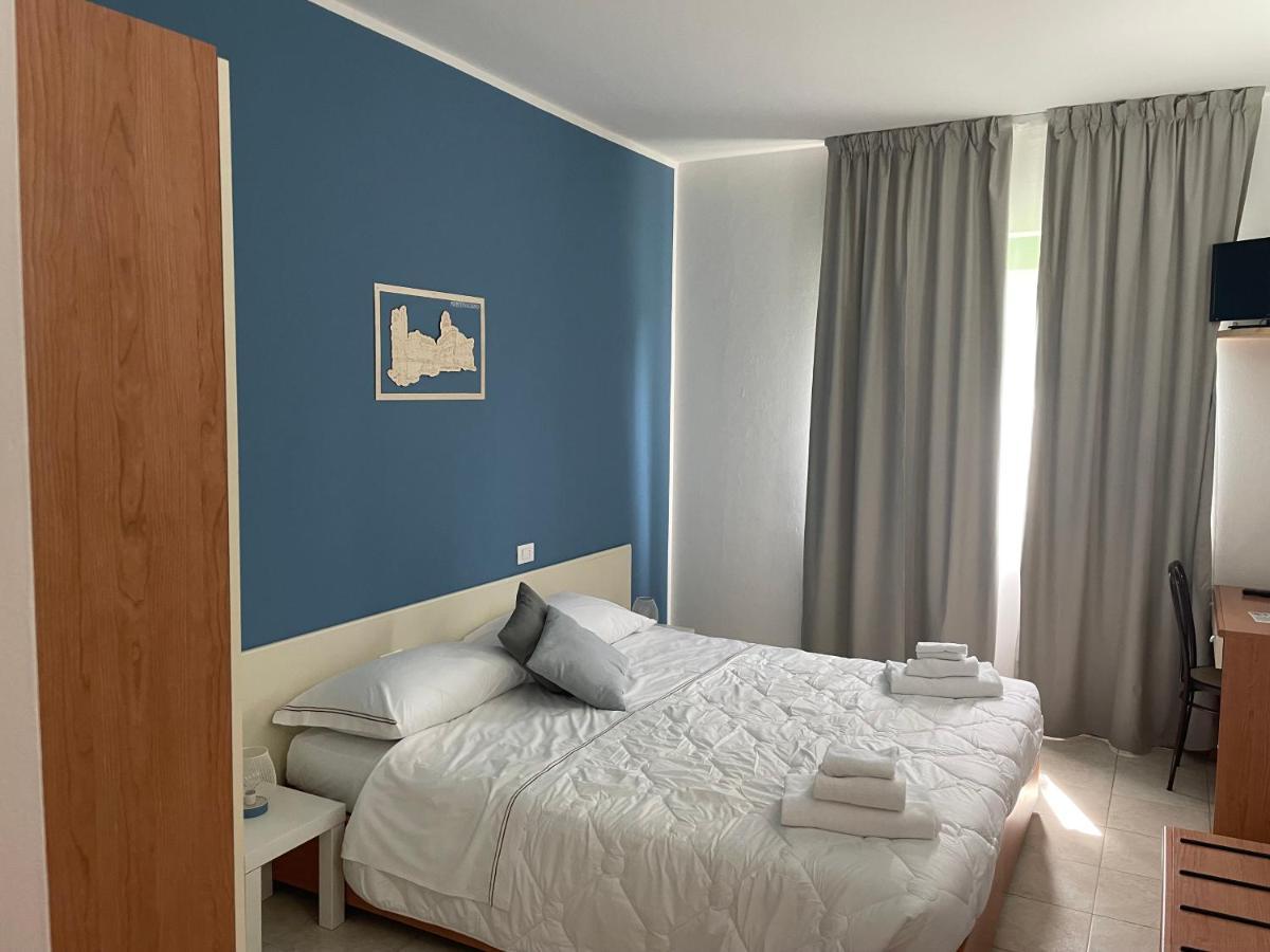 Sportland Hotel Коле Вал д'Елза Екстериор снимка