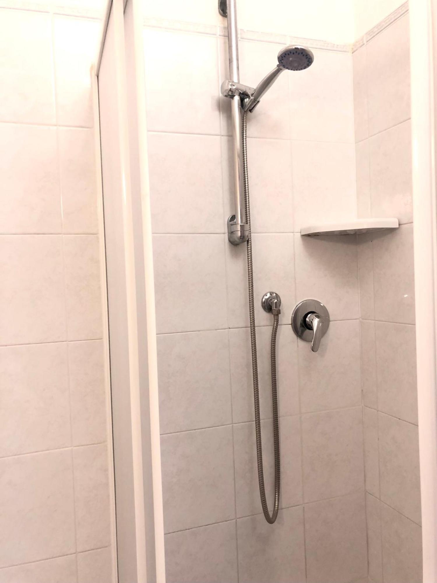 Sportland Hotel Коле Вал д'Елза Екстериор снимка