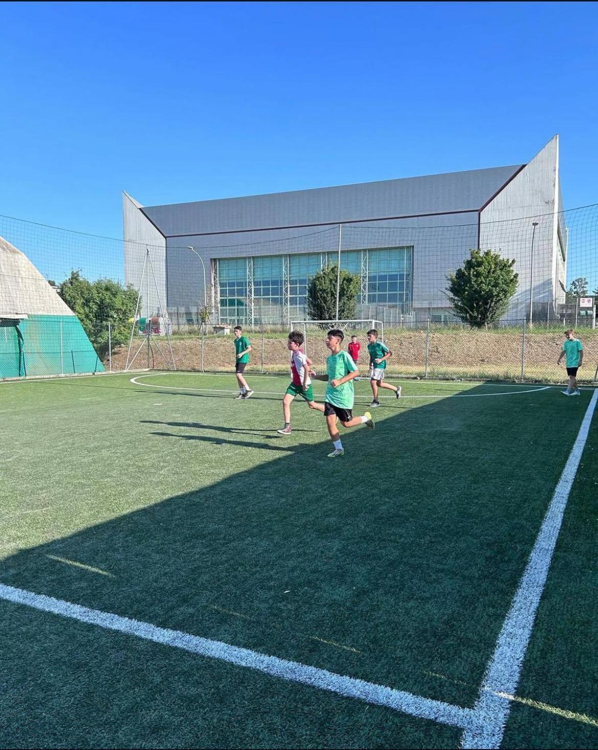 Sportland Hotel Коле Вал д'Елза Екстериор снимка