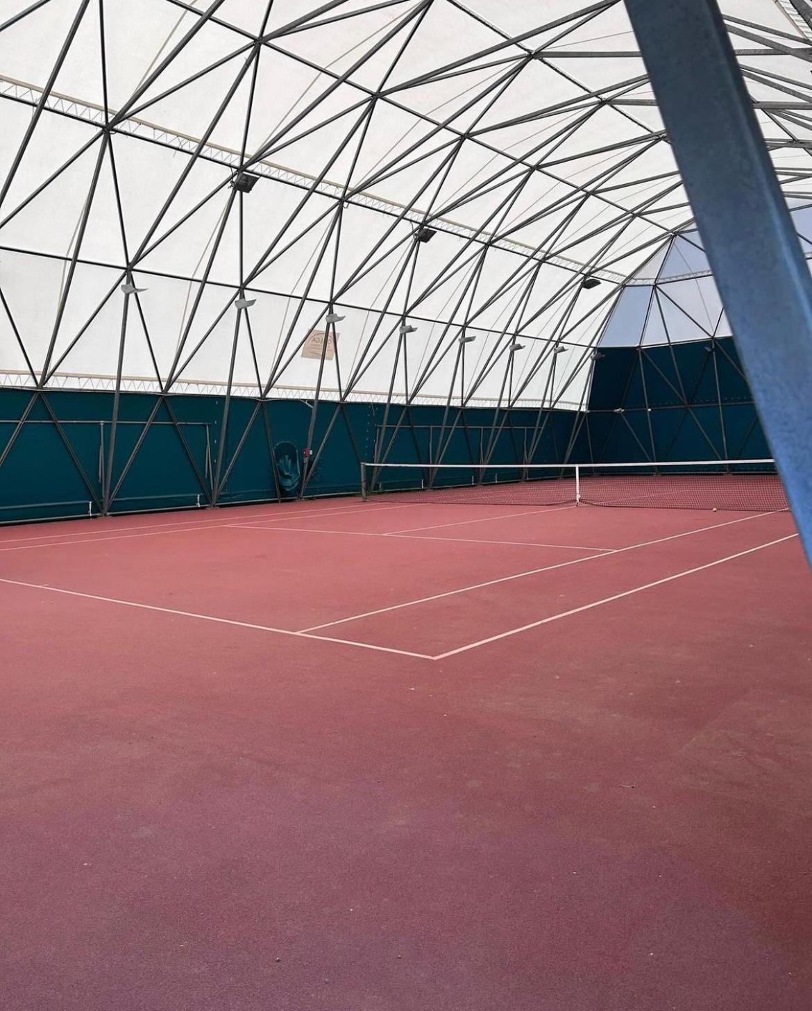 Sportland Hotel Коле Вал д'Елза Екстериор снимка